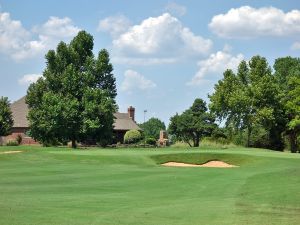 Oak Tree CC (East) 3rd Approach